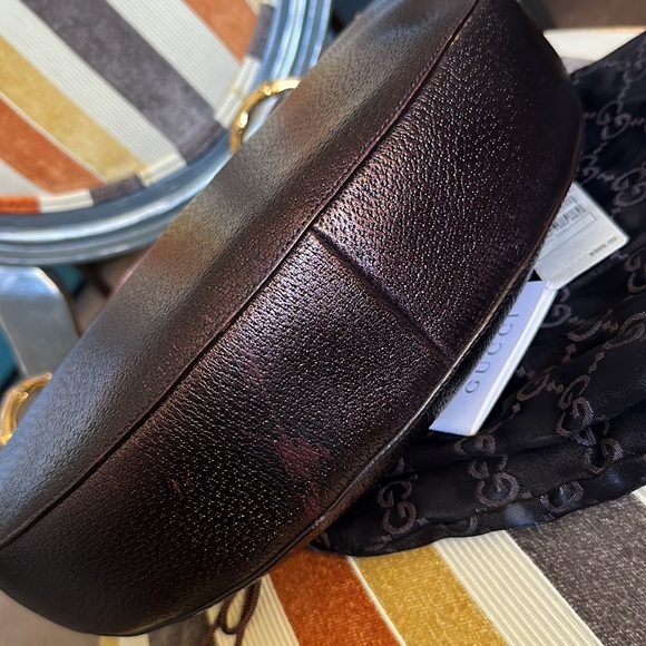 Gucci Bamboo Ring Hobo in Burgundy Metallic Leather - Picture 9 of 17